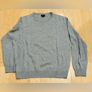 Jcrew Men’s 100% Cashmere Gray Crewneck Sweater, Medium